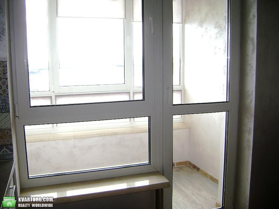 Rent out 2-room apartment. Киев,  Заречная — photo 5