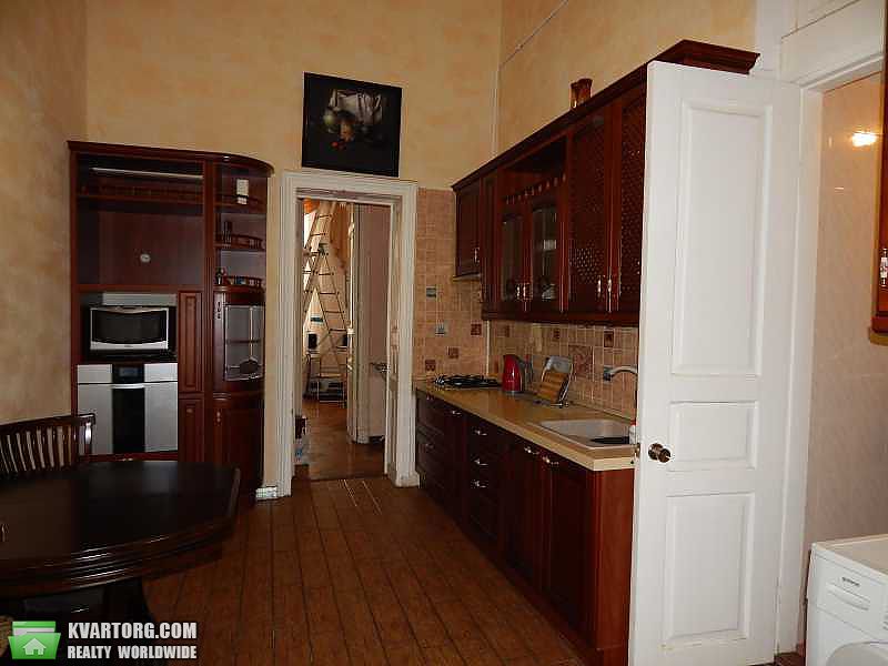 Sell 2-room apartment. Одесса, Дерибасовская — photo 1
