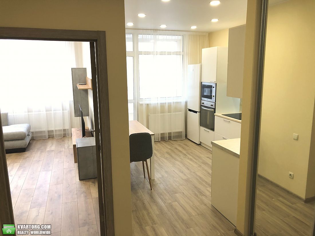 Rent out 1-room apartment. Киев,  Правды пр — photo 1