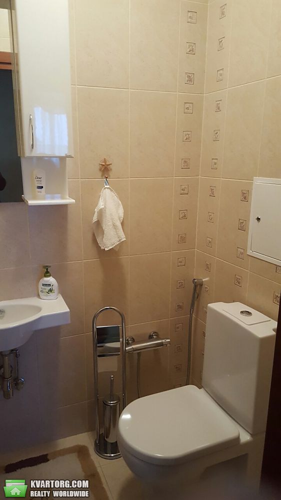 Rent out 3-room apartment. Киев,  Автозаводская — photo 9