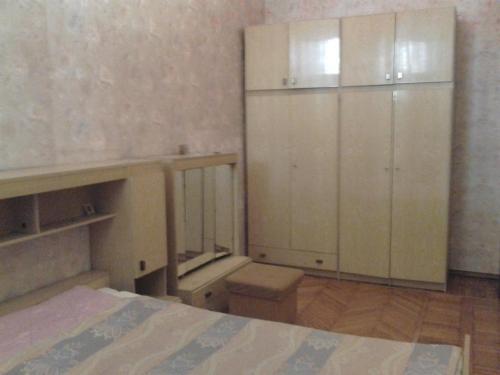 Rent out 3-room apartment. Одесса, Приморский бульвар — photo 2