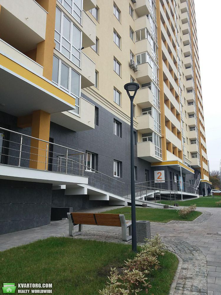 Sell 2-room apartment. Киев,  Новомостицкая — photo 4