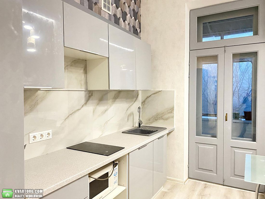 Sell 2-room apartment. Киев,  Институтская — photo 3