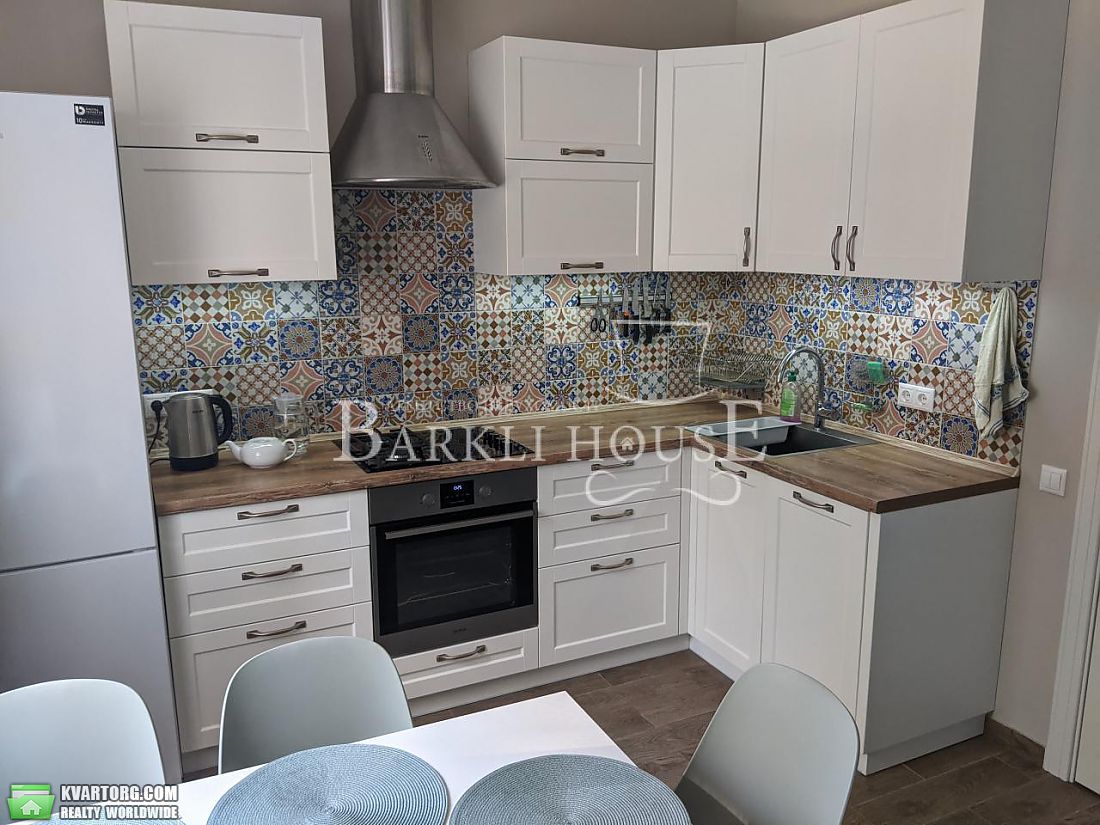 Rent out house. Киев, парковая — photo 3