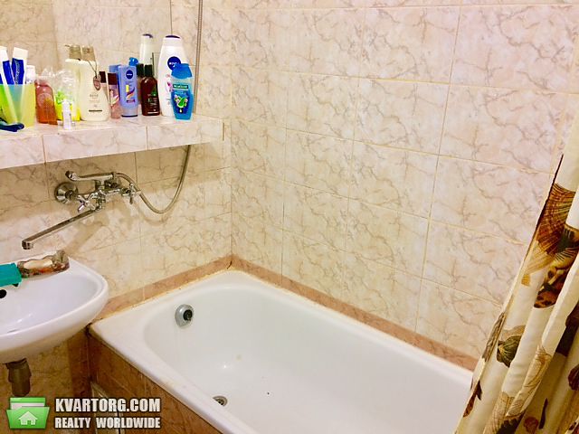 Rent out 3-room apartment. Киев,  Победы пр — photo 9