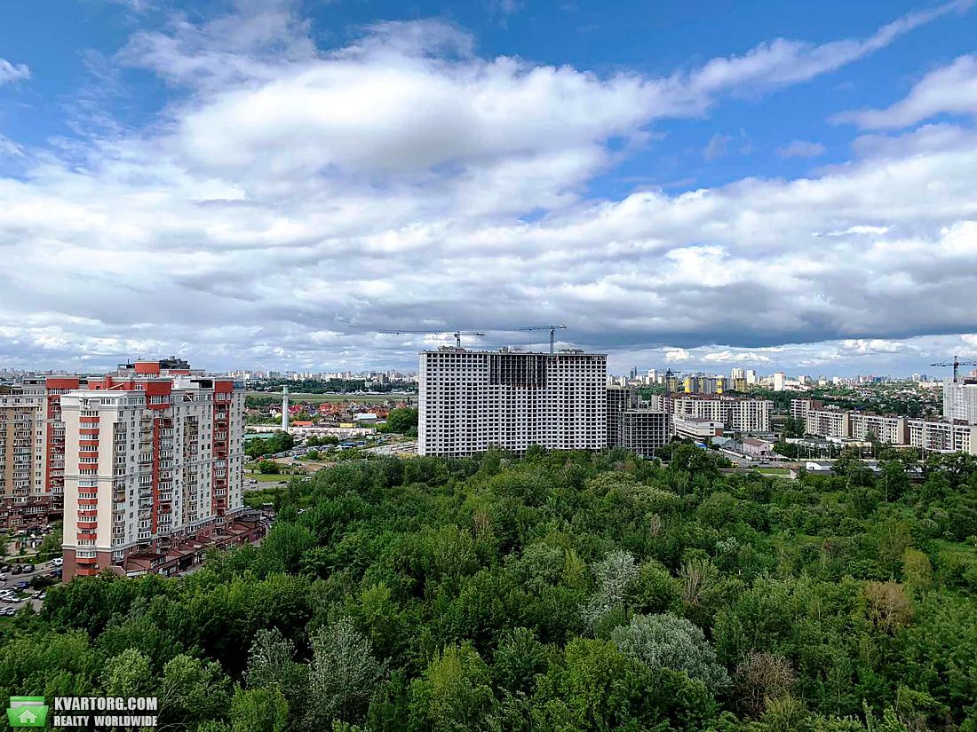 Sell 1-room apartment. Киев,  Трутенко — photo 8