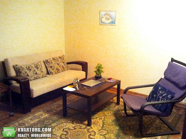 Sell 1-room apartment. Киев,  Краковская — photo 1