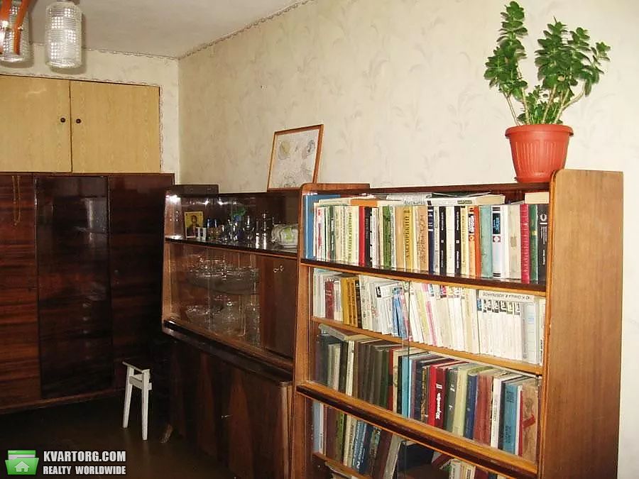 Sell 3-room apartment. Киев,  Дубровицкая — photo 4