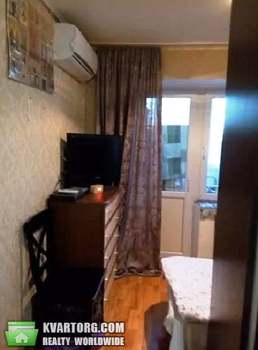 Sell 2-room apartment. Киев,  Новополевая — photo 1