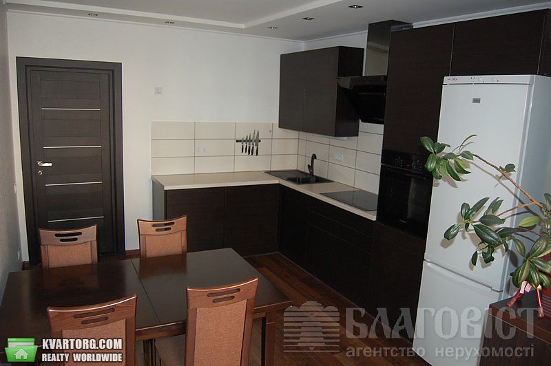 Sell 2-room apartment. Киев,  Эрнста — photo 3