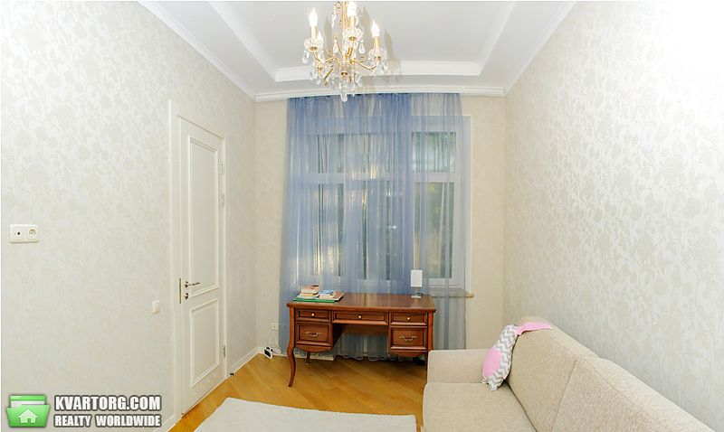 Rent out 4-room apartment. Киев,  Институтская — photo 5