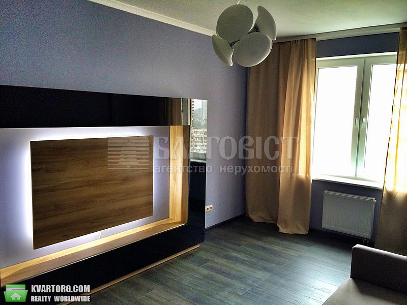 Rent out 3-room apartment. Киев,  Полтавская — photo 6