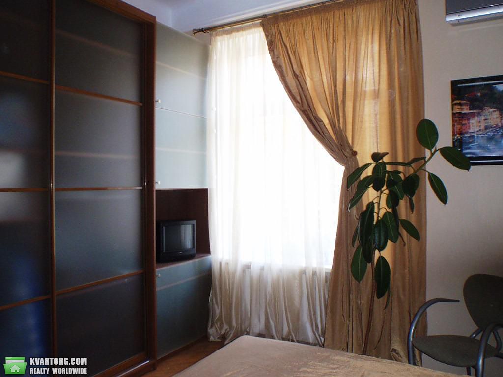 Rent out 2-room apartment. Киев,  Антоновича — photo 5