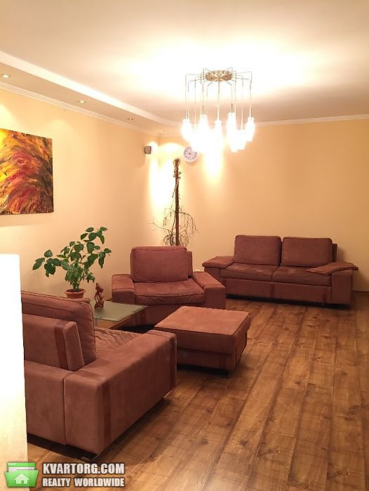 Rent out 2-room apartment. Киев,  Гмыри — photo 3