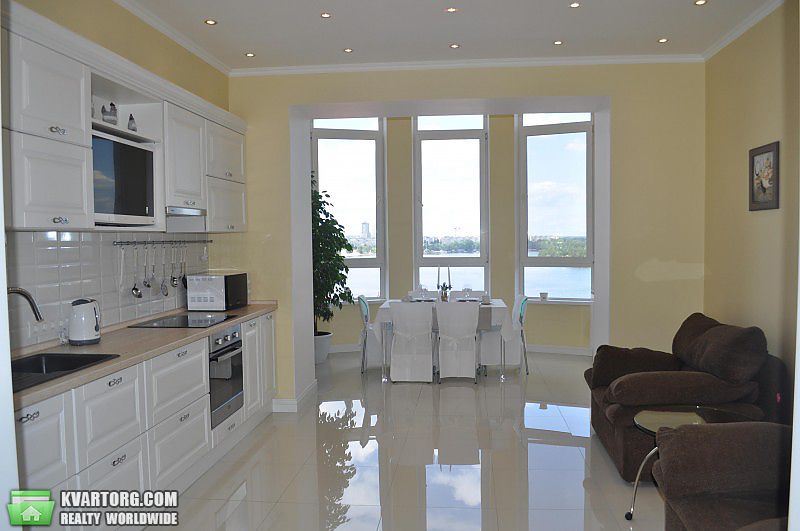 Rent out 4-room apartment. Киев,  Героев Сталинграда пр — photo 4