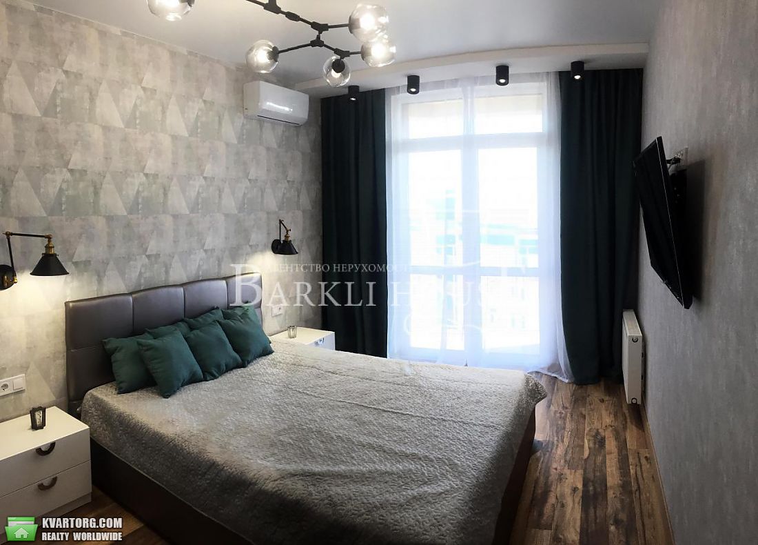 Rent out 3-room apartment. Киев,  Липковского — photo 4