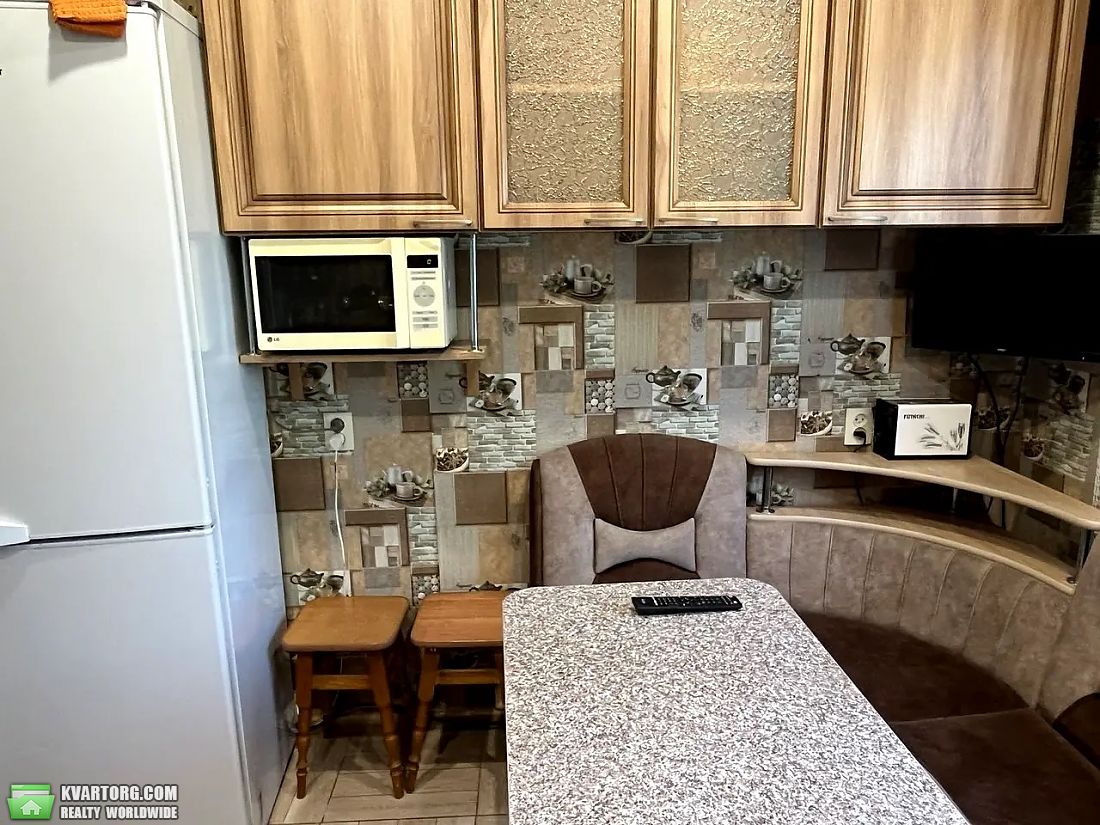 Rent out 1-room apartment. Киев, Харченка — photo 10
