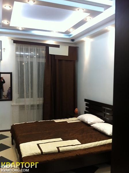 Rent out 2-room apartment. Одесса, Генуэзкая — photo 1