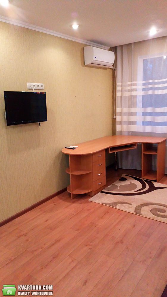 Rent out 2-room apartment. Харьков, Проспект Гагарина — photo 2