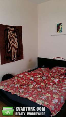 Rent out 2-room apartment. Киев,  Урловская — photo 1