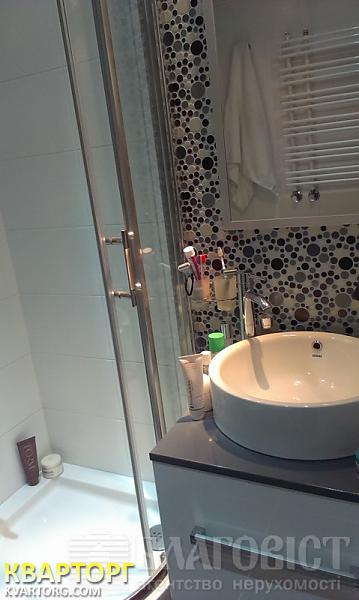 Sell 1-room apartment. Киев,  Дегтяревская — photo 7