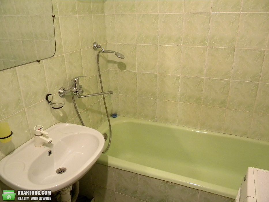 Rent out 3-room apartment. Киев,  Вильямса — photo 8