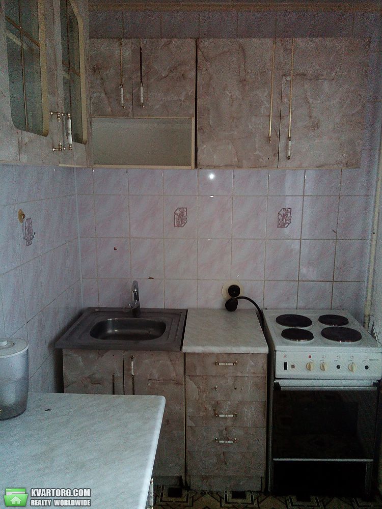 Sell 1-room apartment. Киев,  Нежинская — photo 2