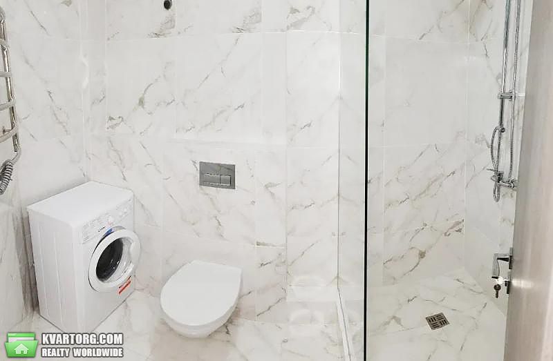 Rent out 2-room apartment. Киев, Мирная — photo 8