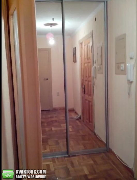 Rent out 1-room apartment. Киев, Чекистов — photo 5