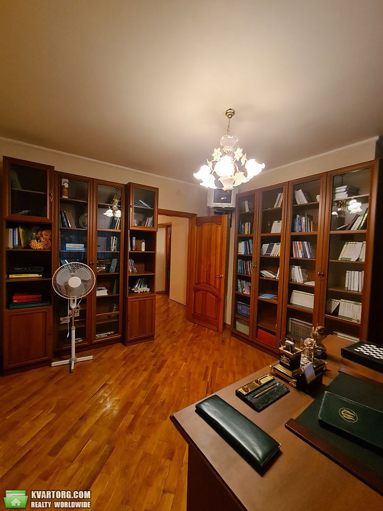 Rent out 3-room apartment. Киев,  Пожарского — photo 6