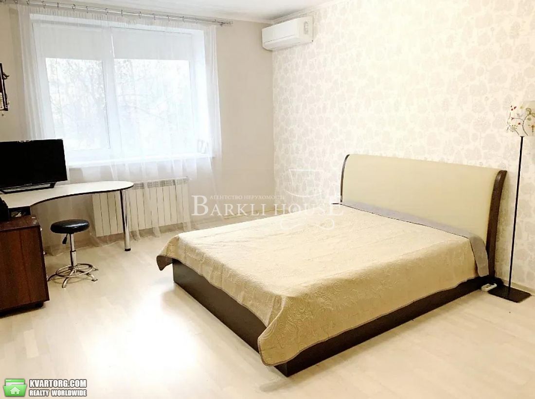 Rent out house. Киев, Нивская — photo 7