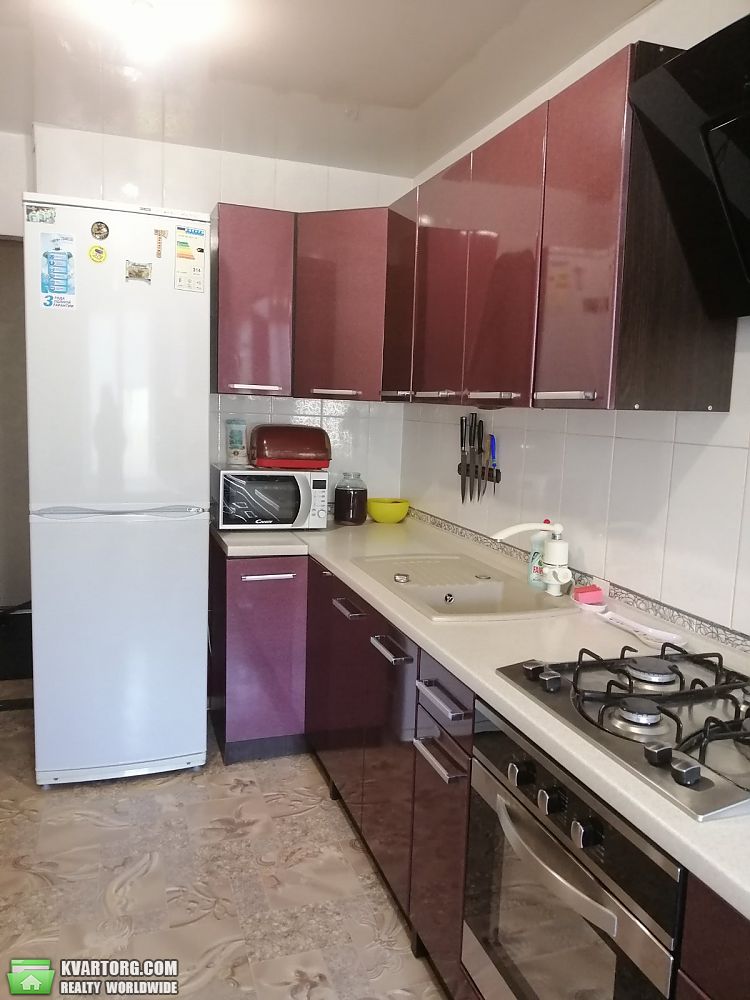 Rent out 3-room apartment. Днепропетровск, Полигонная — photo 8