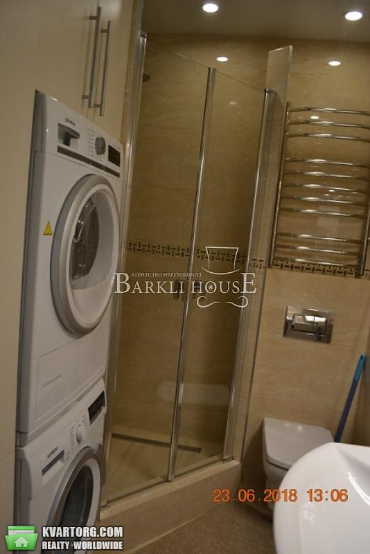 Rent out 3-room apartment. Киев, Сикорского — photo 10