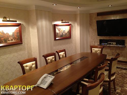 Rent out office. Киев, Круглоуниверситетская ул. — photo 1