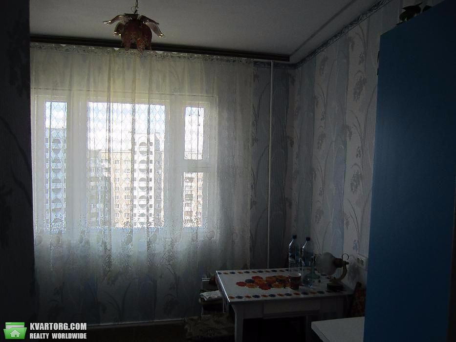 Sell 2-room apartment. Киев,  Маяковского — photo 3
