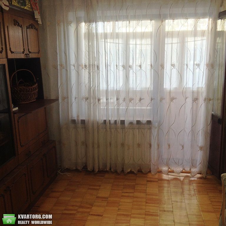 Sell 3-room apartment. Киев,  Ревуцкого — photo 2