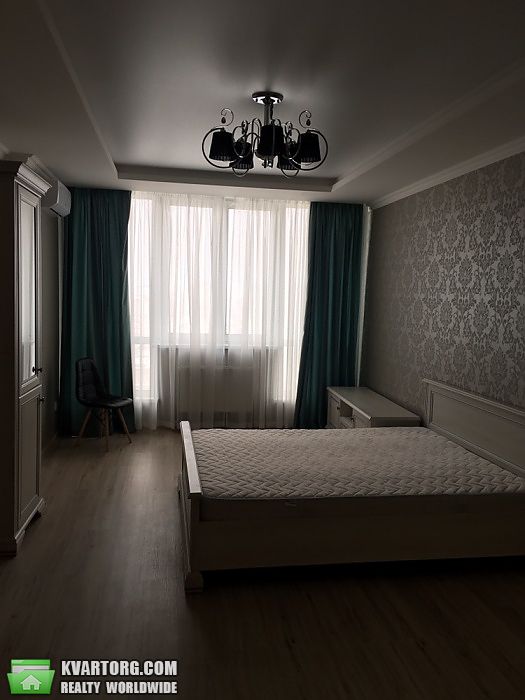 Rent out 1-room apartment. Киев,  Черновола — photo 6