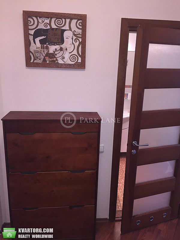 Rent out 2-room apartment. Киев,  Мазепы — photo 6