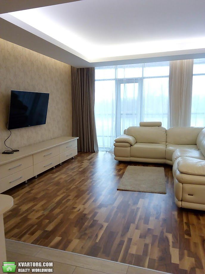 Rent out 2-room apartment. Киев,  Окипной — photo 6