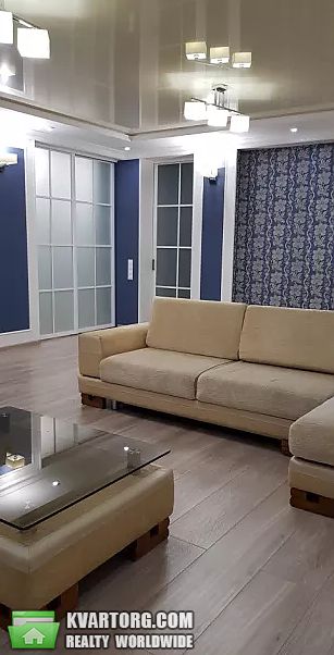 Rent out 4-room apartment. Киев,  Шумского — photo 2
