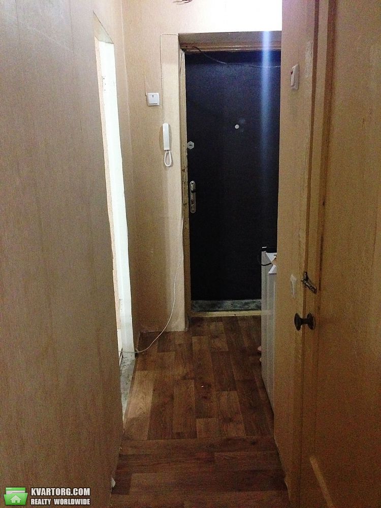 Sell 1-room apartment. Киев,  Ялтинская — photo 5