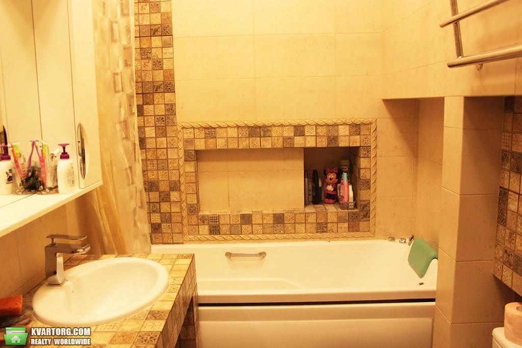 Rent out 4-room apartment. Киев, Толстого — photo 4