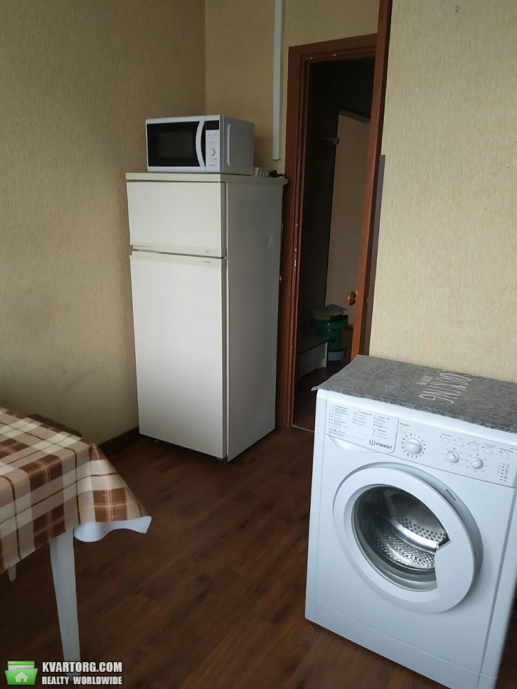 Rent out 1-room apartment. Киев,  Днепровская наб — photo 3