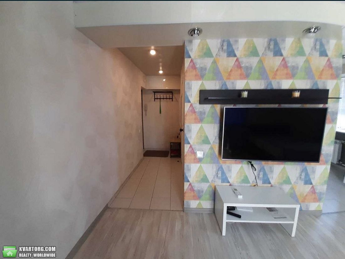 Rent out 1-room apartment. Киев, Проспект Победы — photo 7