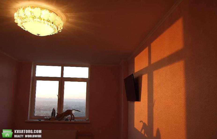 Sell 2-room apartment. Киев,  Воскресенская — photo 3