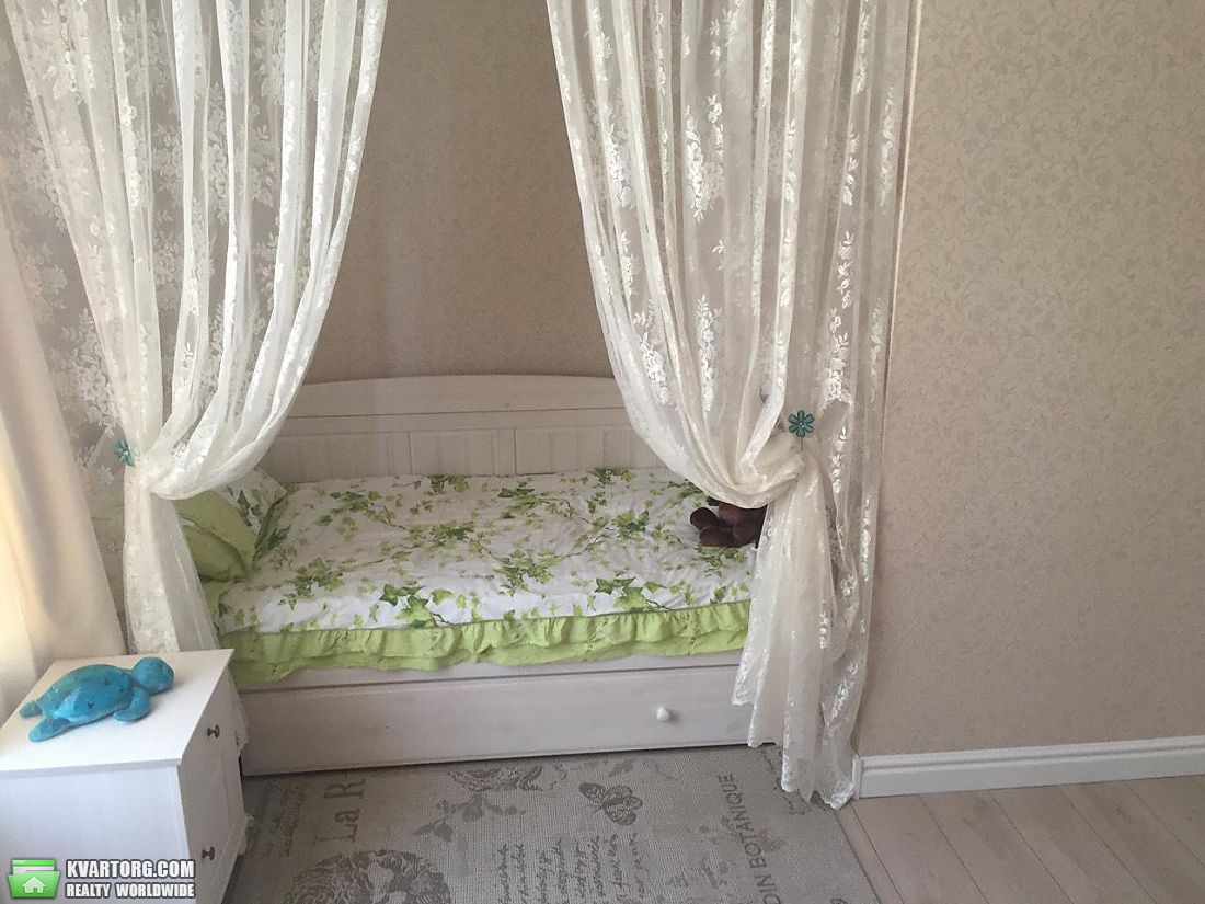 Sell house. Буча, Революции — photo 9