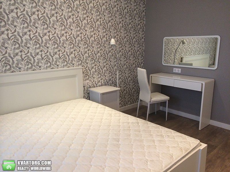 Rent out 2-room apartment. Киев, Патриарха Мстислава Скрып — photo 5