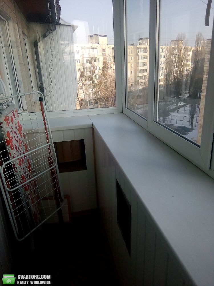 Rent out 1-room apartment. Киев,  Василевской — photo 1