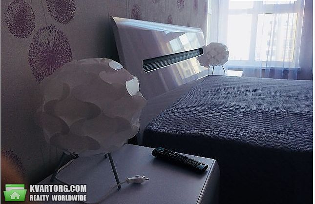 Rent out 2-room apartment. Киев,  Конева — photo 6