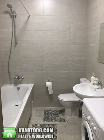 Rent out 1-room apartment. Киев, Практичная — photo 1
